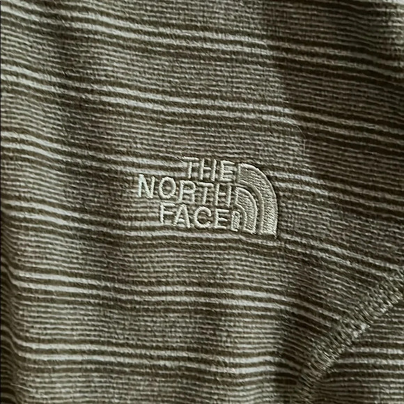 FINAL PRICE DROP The North Face Ladies Pullover with Polartech Thermal Pro - Picture 5 of 7